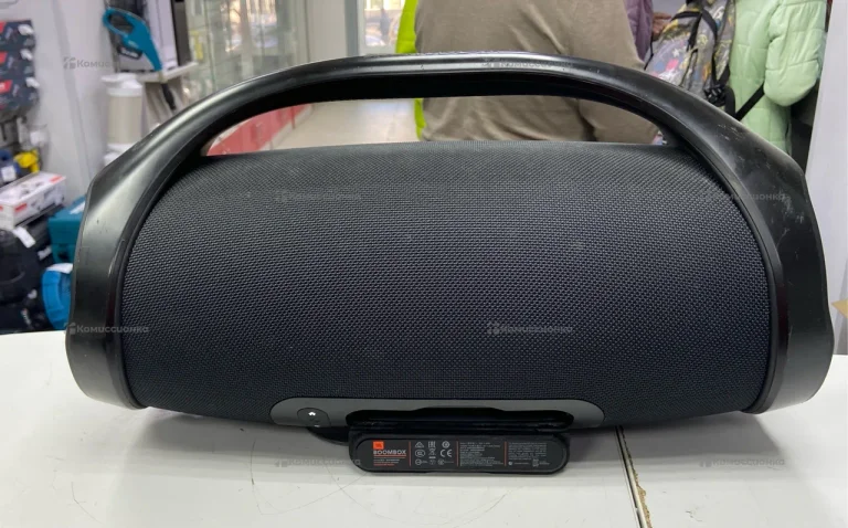 Колонка  JBL Boombox