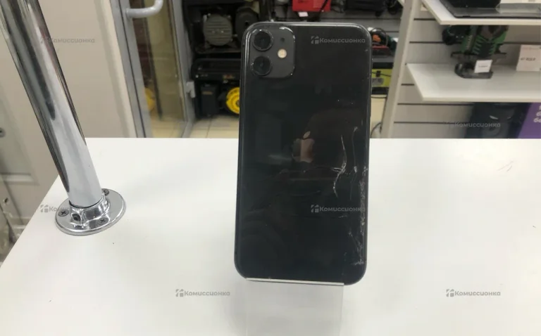 Apple iPhone 11 4/128 ГБ