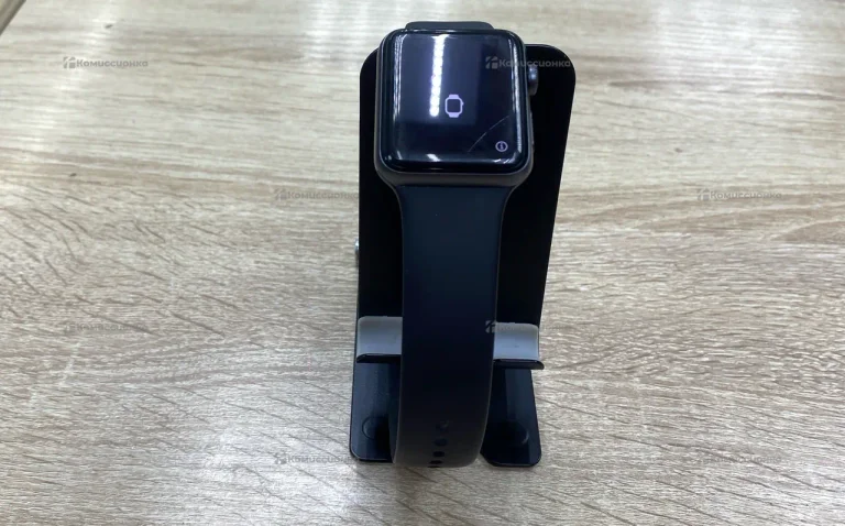 Часы  Apple Watch Series 3 42mm