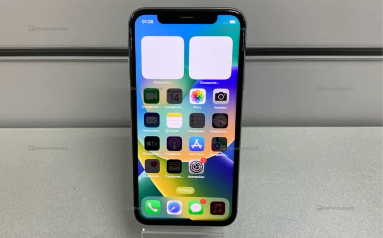Apple iPhone X 3/64 ГБ