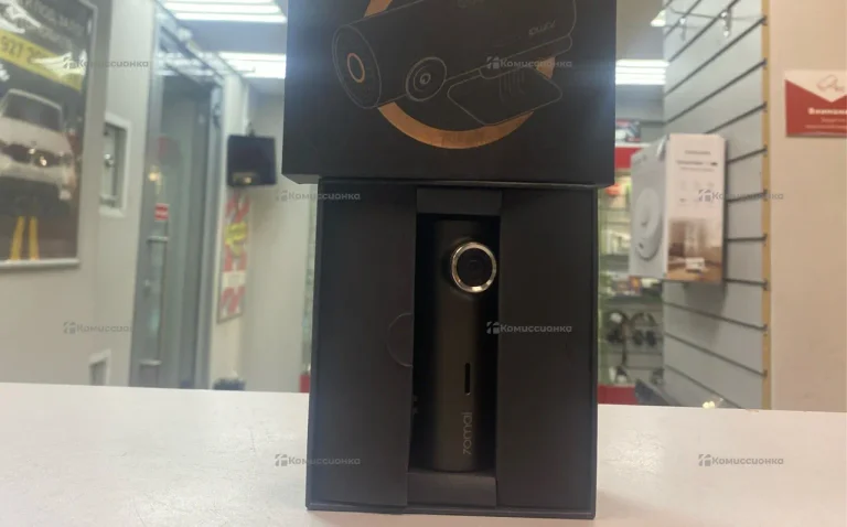 Видеорегистратор  xiaomi 70i m300