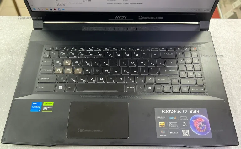 Ноутбук  MSI KATANA 17 B12VEK