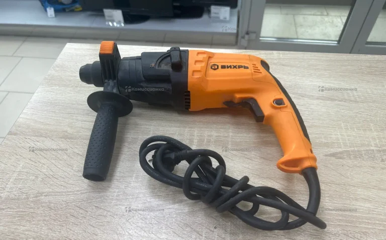 Перфоратор ВИХРЬ П-650К