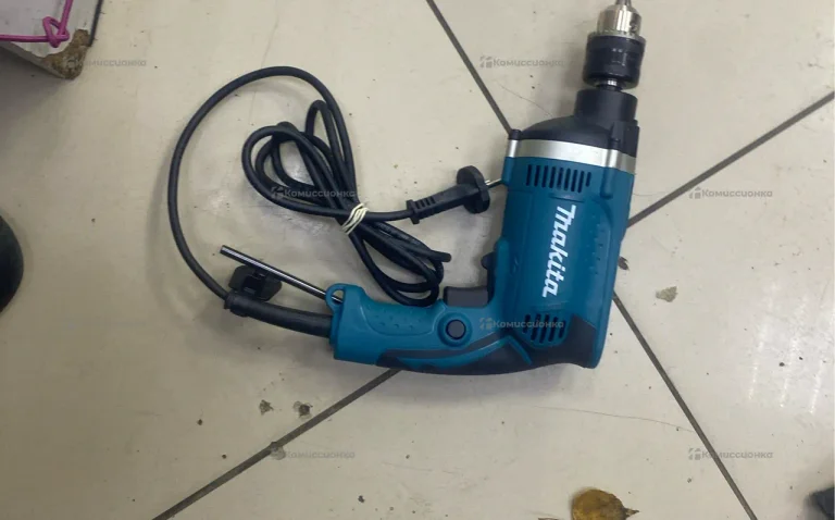 дрель Makita