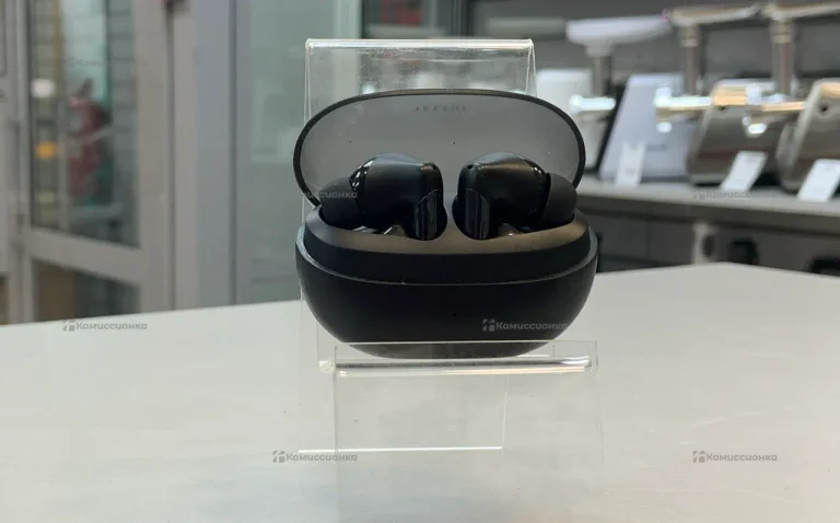 Наушники  tecno buds 4