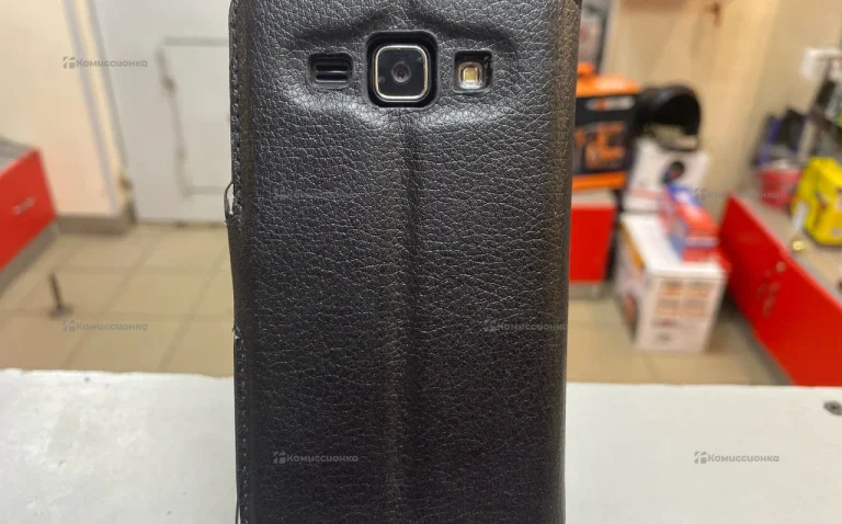 Samsung Galaxy J1 SM-J100H/DS 4GB