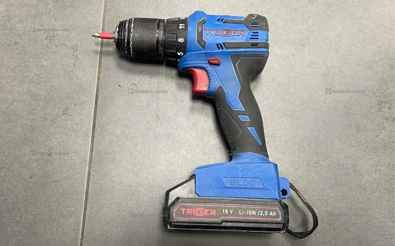 Дрель-шуруповерт trigger 20111