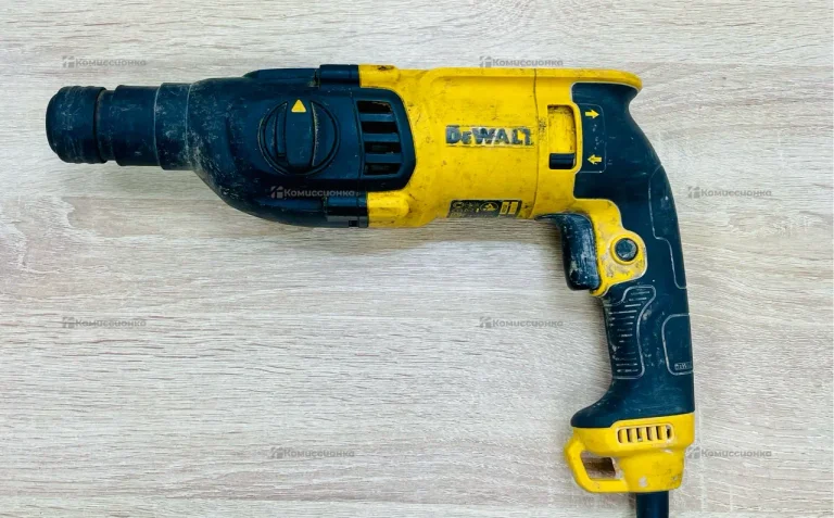 Перфоратор dewalt D25133K