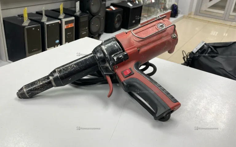 Заклепочник SK 1008