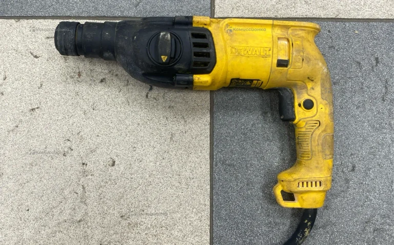 Перфоратор DeWALT DWH24K