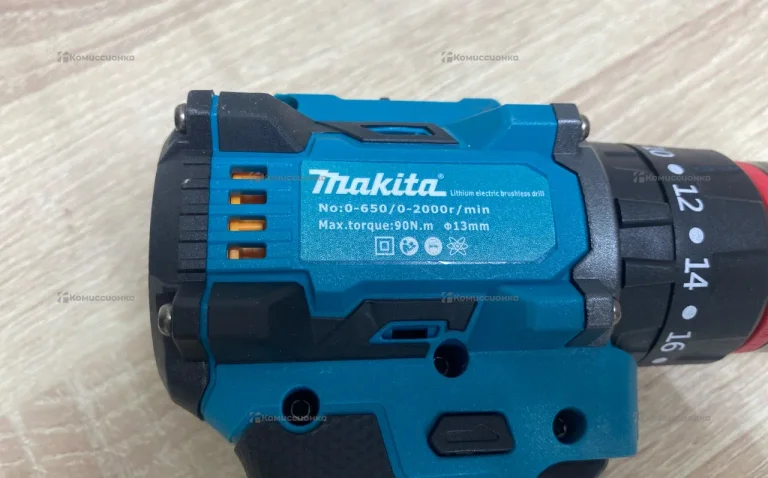 Бесщеточный шуруповерт Makita 26V реплика