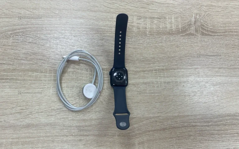 Часы  apple watch series 8 41mm