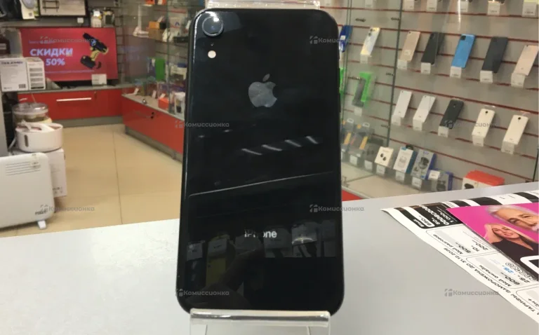 Apple iPhone XR 3/64 ГБ