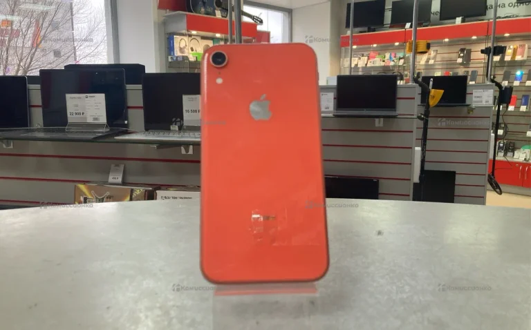 Apple iPhone XR 3/64 ГБ
