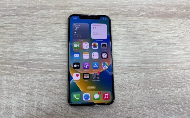 Apple iPhone X 3/64 ГБ