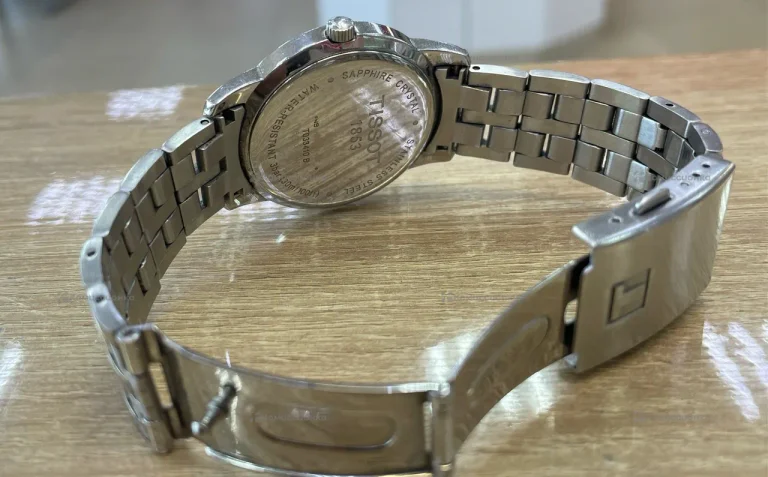 Часы  TISSOT T033410B