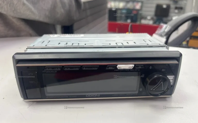 Автомагнитола   Aura indigo 876 esp