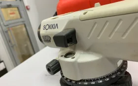 Оптический нивелир Sokkia B40A