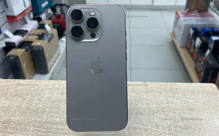 Apple iPhone 16 Pro 8/256 ГБ