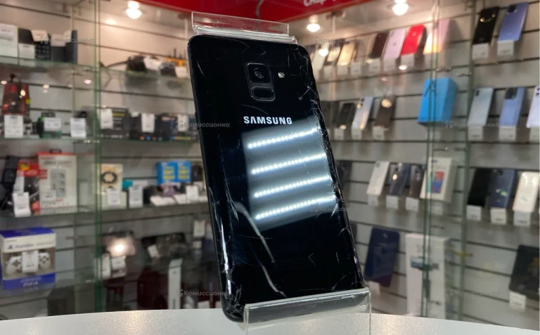 Samsung Galaxy A8 (2018) 2/32