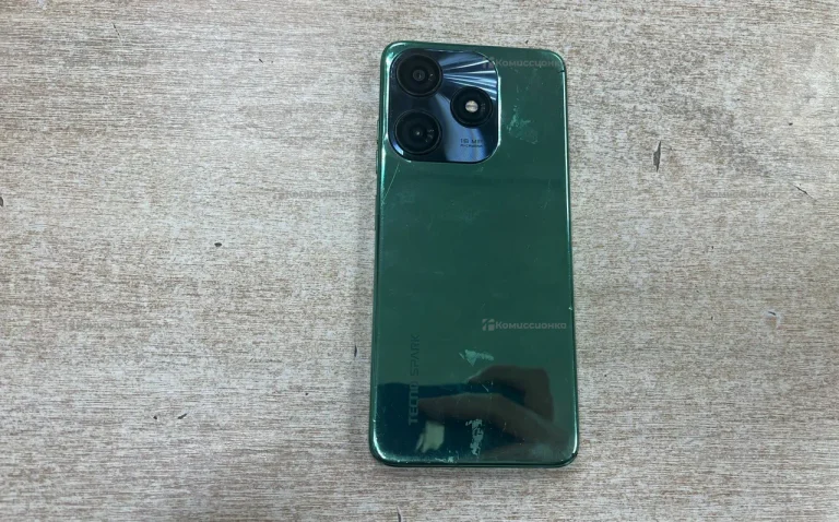 Tecno Spark 10C 4/64 ГБ