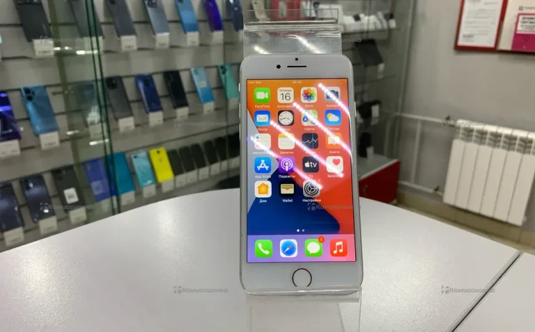 Apple iPhone 8 2/64 ГБ