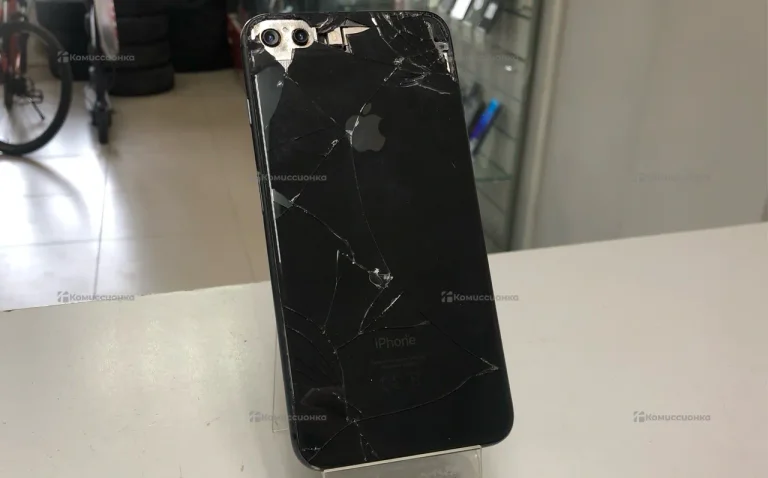 Apple iPhone 8 Plus 64 ГБ