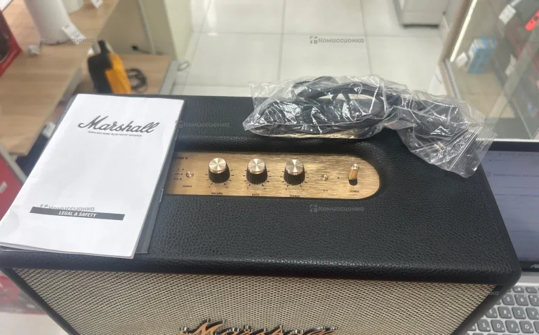 Колонка  Marshall Woburn 2