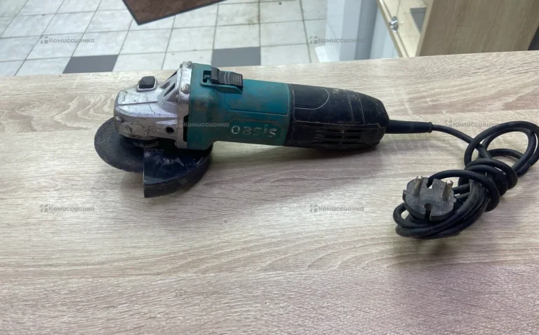 УШМ Oasis AG-72/125