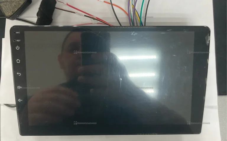 Автомагнитола  TS7 2/32