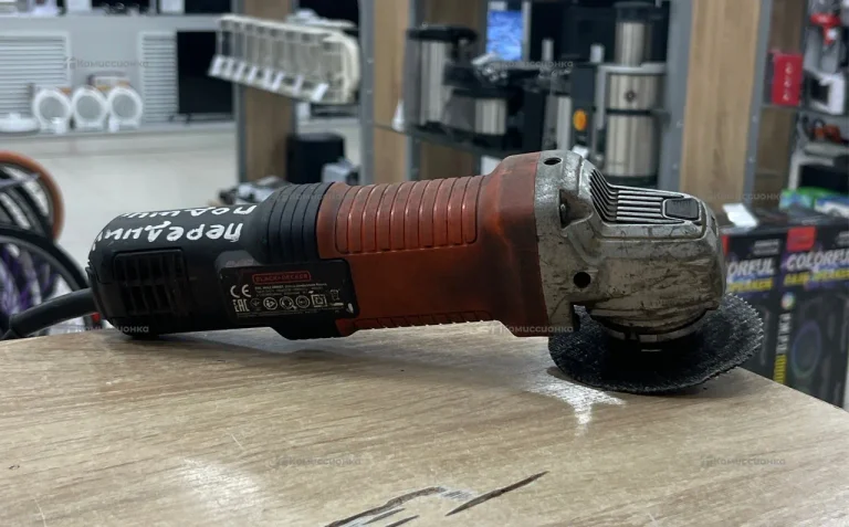 УШМ black decker G850