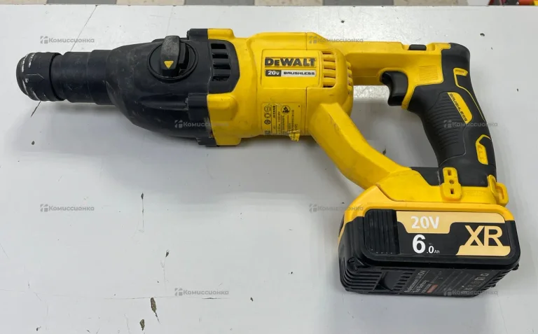 Перфоратор dewalt DCH133