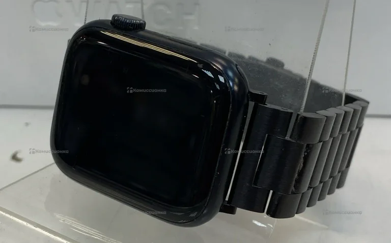 Часы  Apple Watch Series 7 45mm
