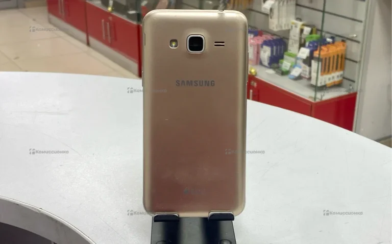 Samsung Galaxy J3 (2016) 1.5/8 ГБ