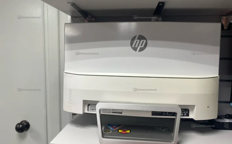 Монитор HP 27 Curved Display