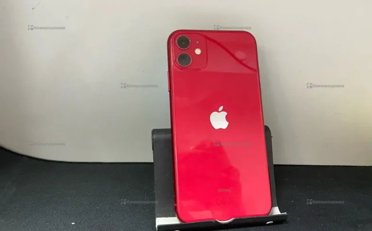 Apple iPhone 11 4/128 ГБ 66%