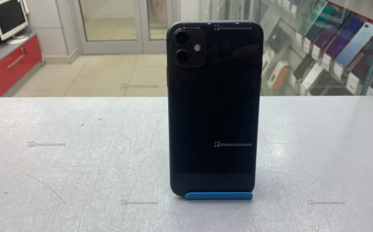 Apple iPhone 11 4/64 ГБ