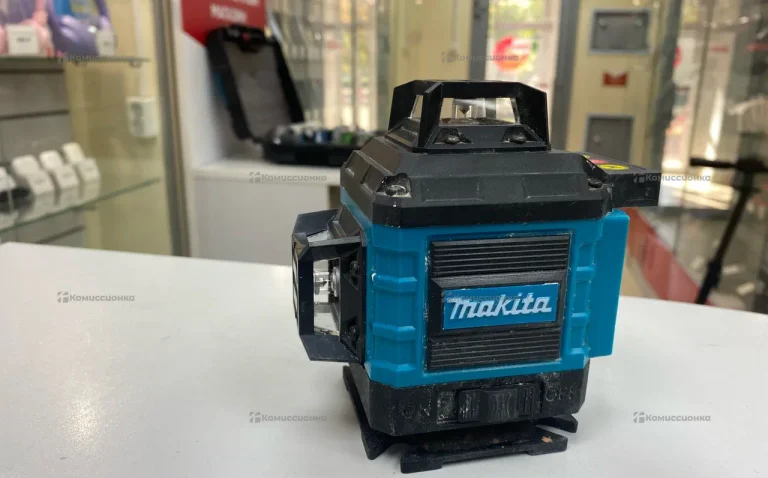 Лазерный уровень Makita 16D Green Laser( Реплика)