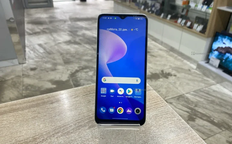 Realme C33 8/256 ГБ