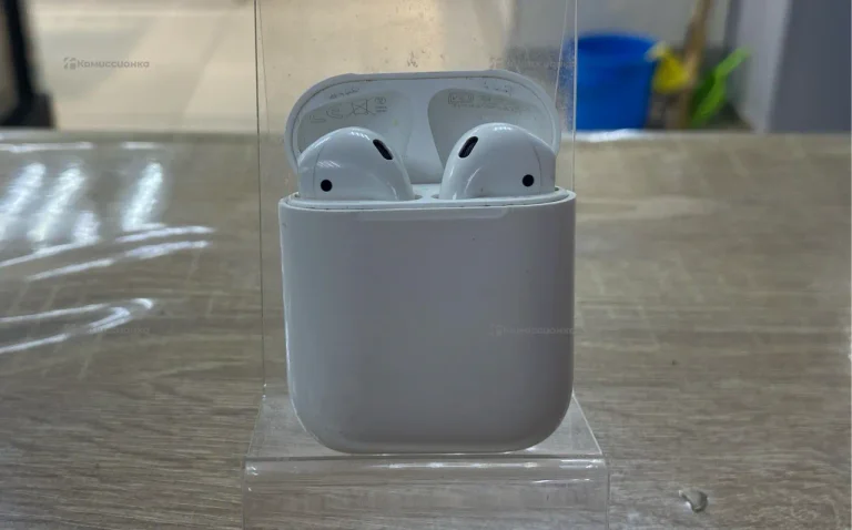 Наушники  Apple AirPods