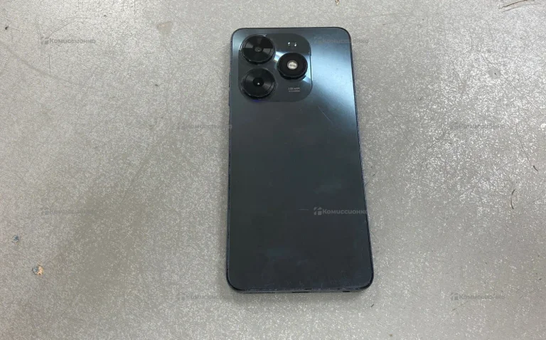 Tecno Spark Go 2024 3/64 Гб