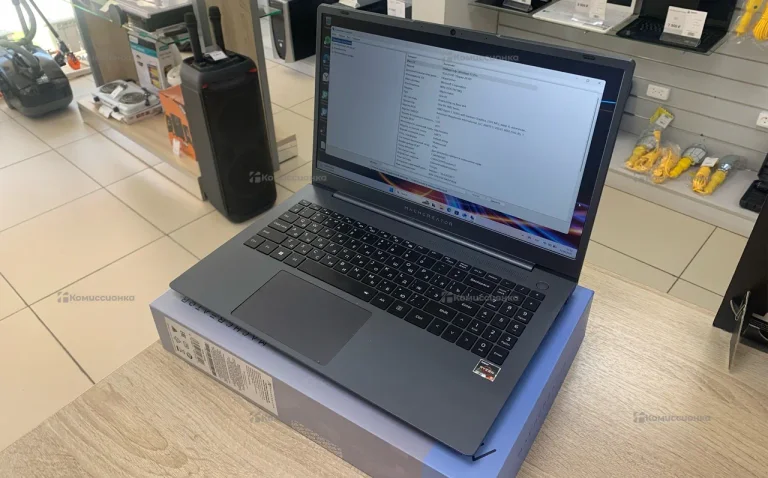 Ноутбук  Machcreator One R5
