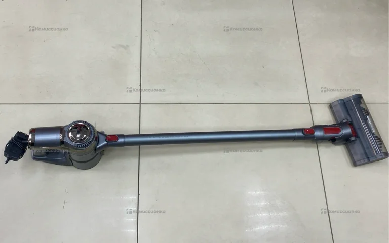 Пылесос  Redmond RV-UR363