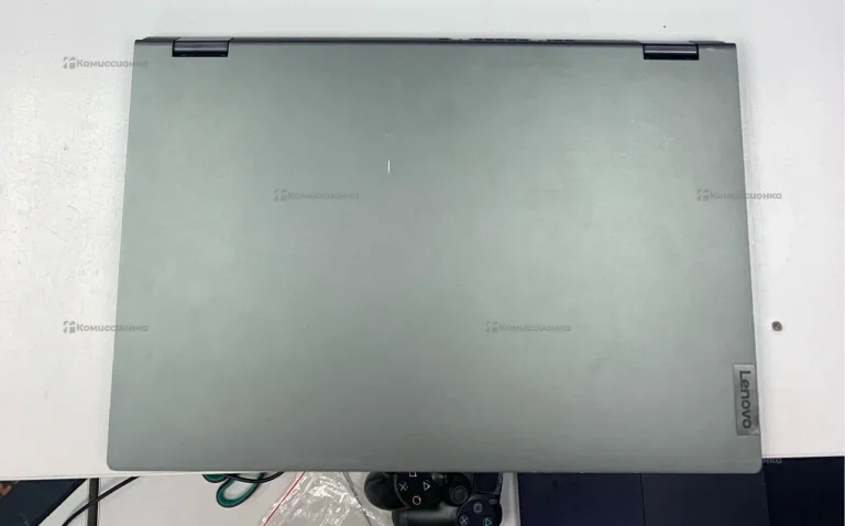 Ноутбук  Lenovo