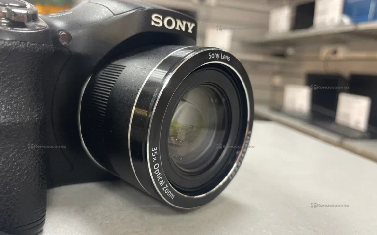 Фотоаппарат  Sony DSC-H300