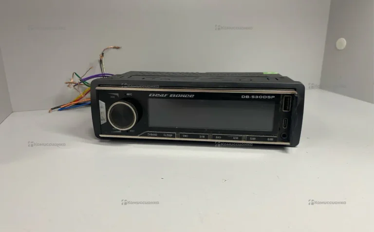 Автомагнитола  Deaf Bonce DB-530DSP