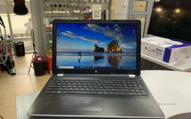 Ноутбук HP Laptop 15 A12-9720P Radeon R7