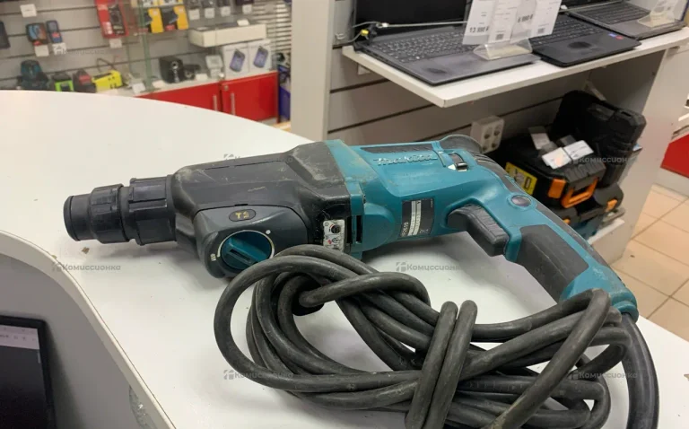 Перфоратор makita HR2610