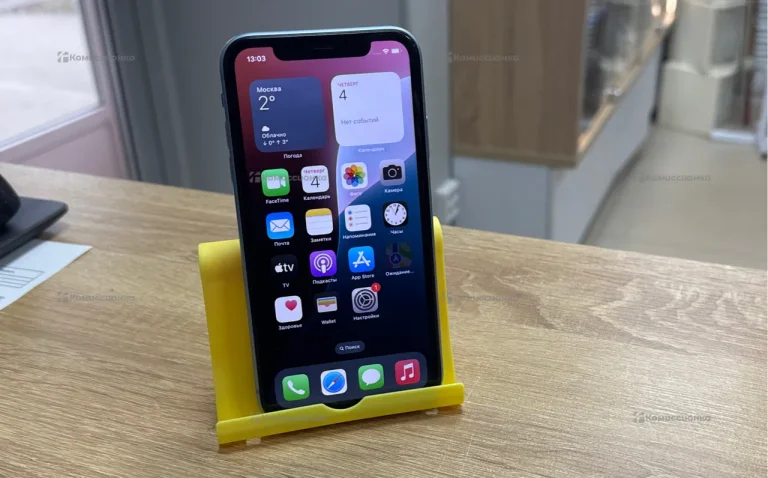 Apple iPhone XR 3/64 ГБ