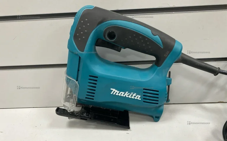 Электролобзик makita 4326